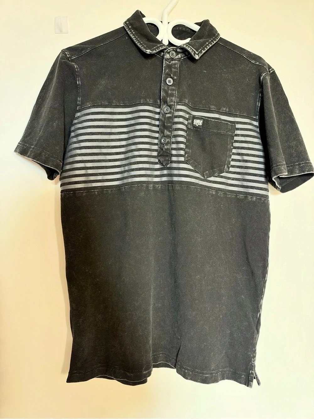 Kimes Ranch Men’s Striped Polo Shirt – Size S – Black/Grey